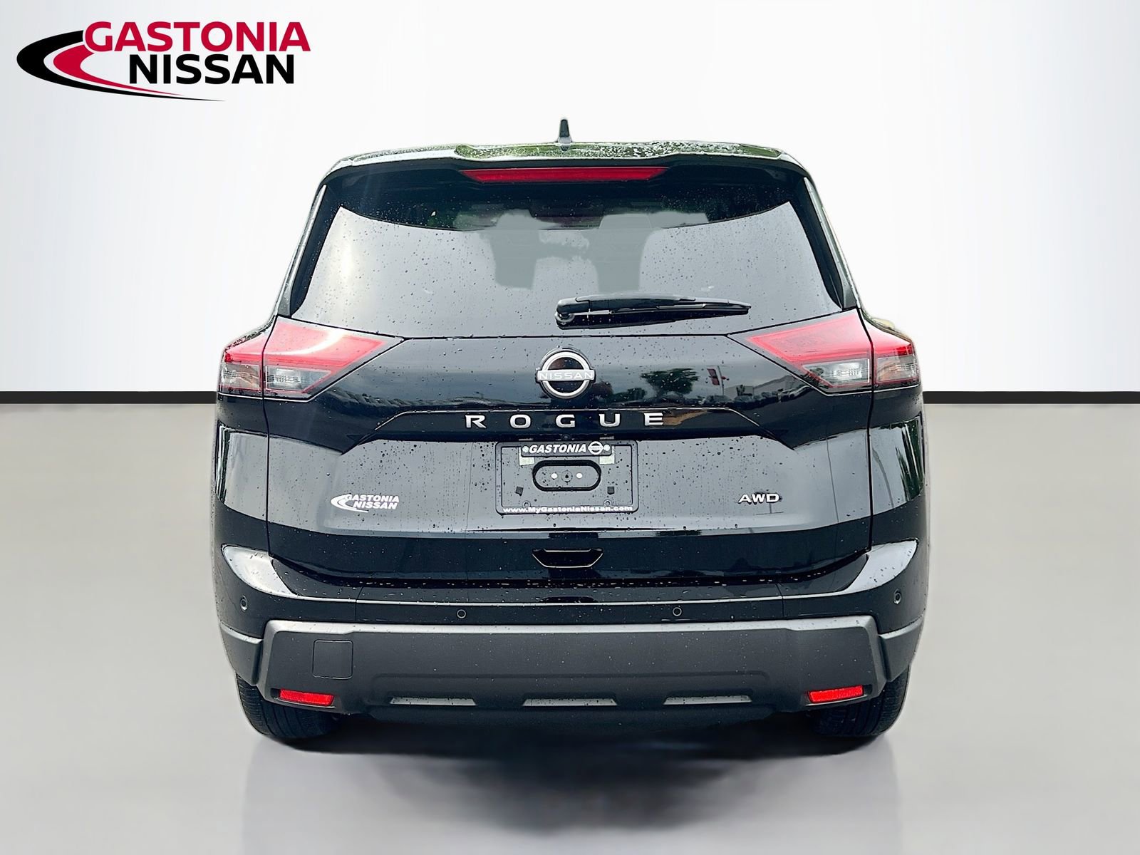 Used 2025 Nissan Rogue SV AWD/4WD image 7