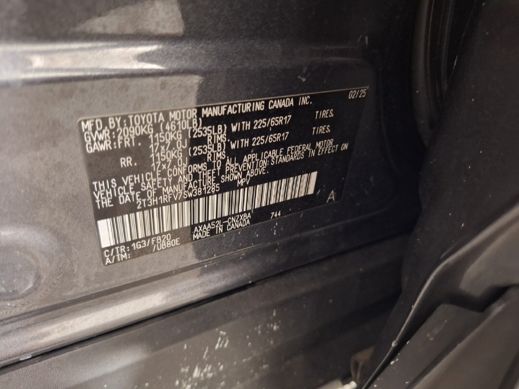 Used 2025 Toyota RAV4 LE FWD image 30