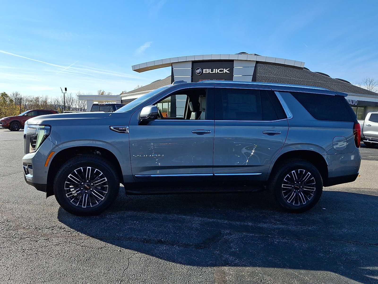 New 2026 GMC Yukon Elevation w/ LPO, Floor Liner Package image 5