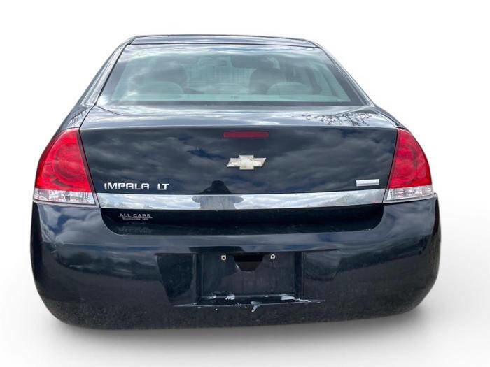Used 2010 Chevrolet Impala LT FWD image 4