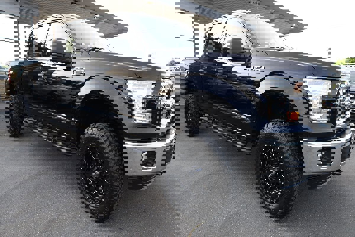 Used 2016 Ford F150 XLT image 38