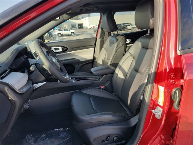 New 2026 Jeep Compass Limited image 7