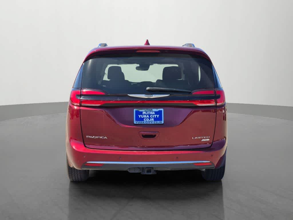 Used 2021 Chrysler Pacifica Limited w/ Premium & Safety Sphere Group AWD/4WD image 5