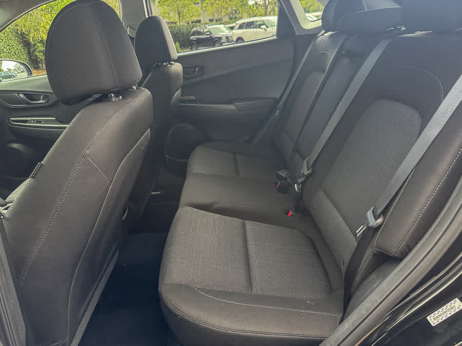 Certified 2023 Hyundai Kona SEL AWD/4WD image 18