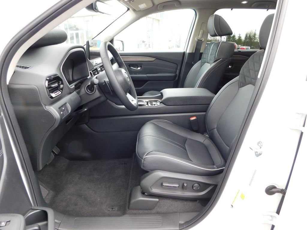 New 2026 Honda Pilot Elite image 13