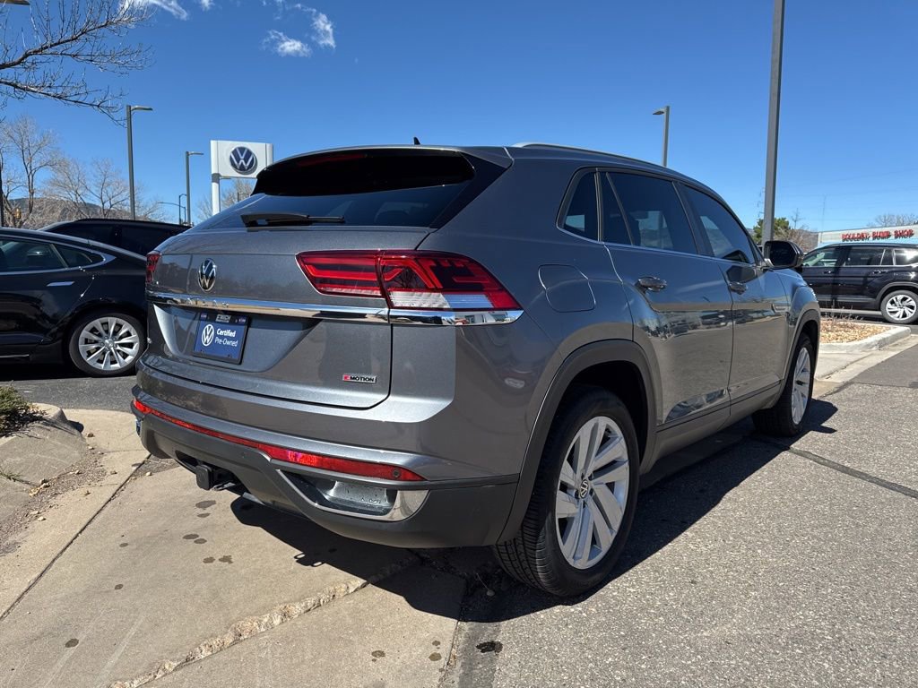 Certified 2022 Volkswagen Atlas Cross Sport SE image 6