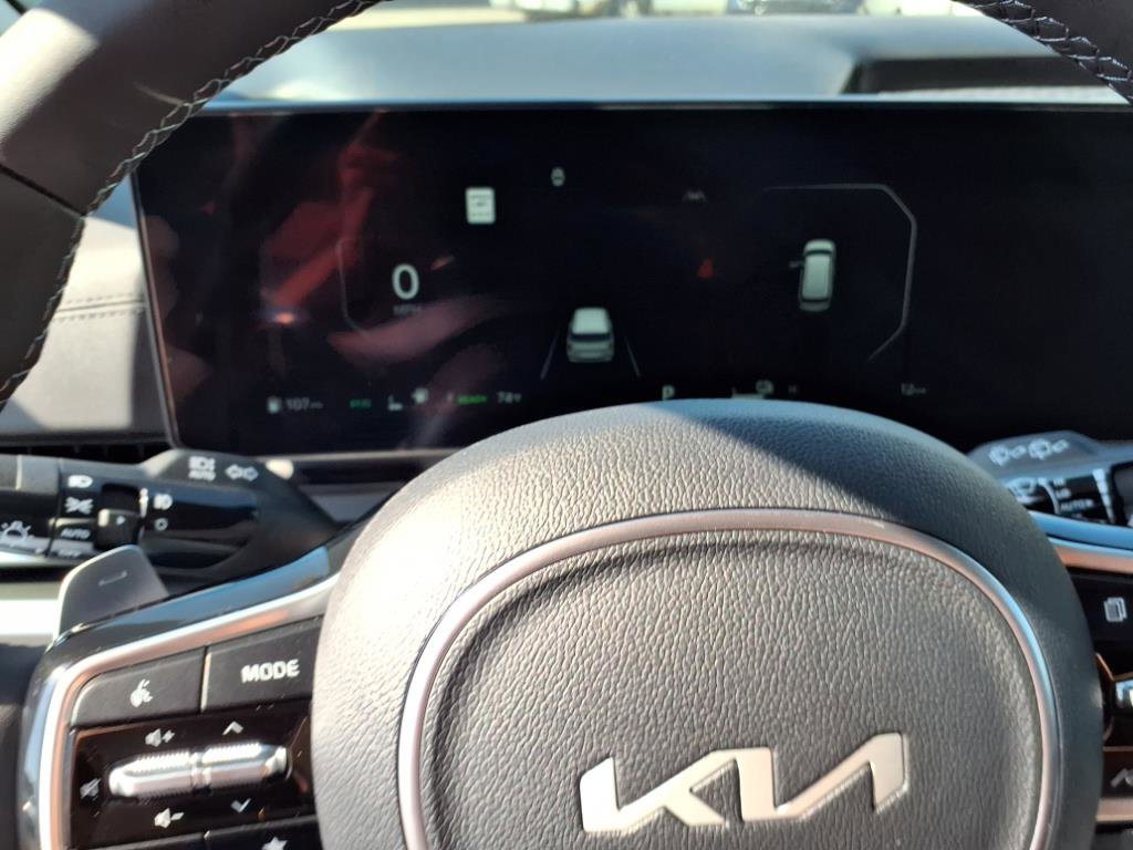 New 2026 Kia Carnival SX image 18