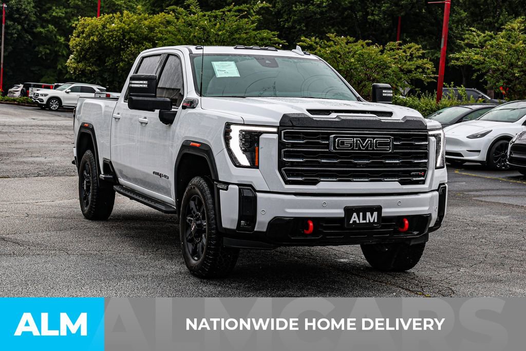 Used 2025 GMC Sierra 2500 AT4 w/ Technology Package AWD/4WD image 5