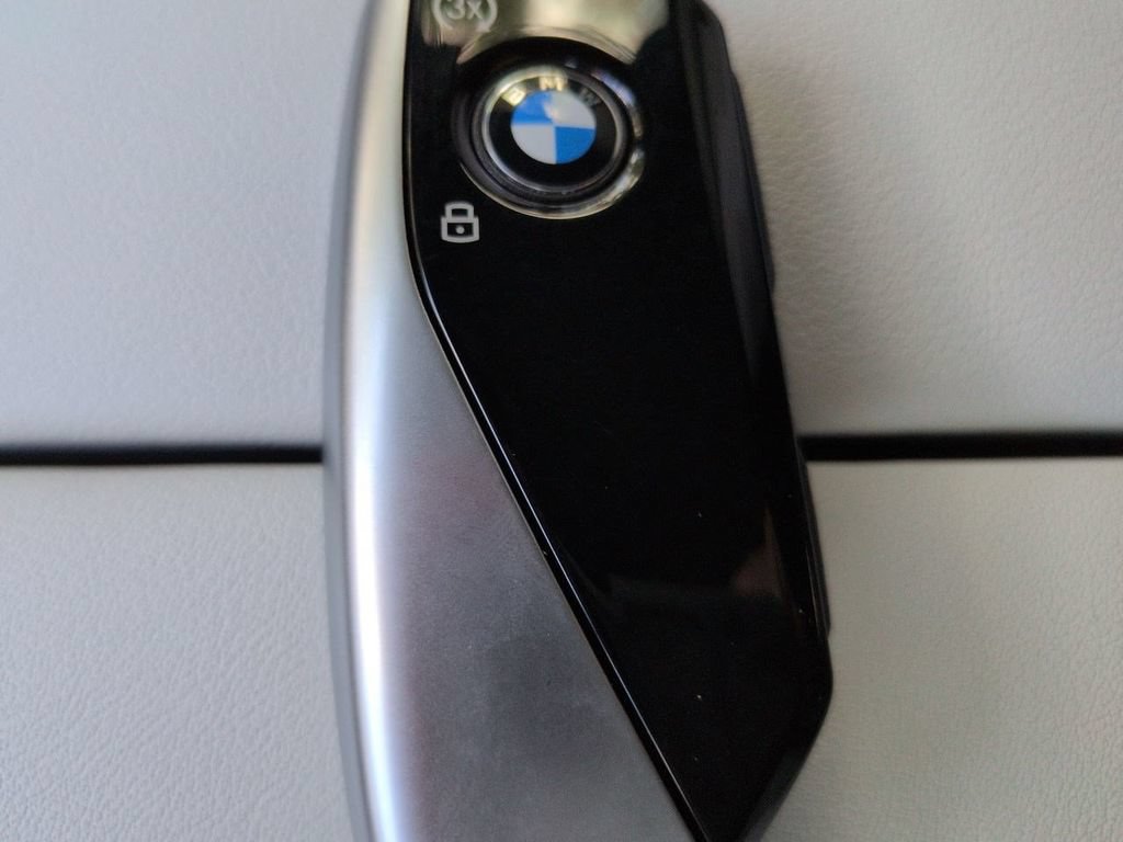New 2026 BMW X5 xDrive40i w/ Parking Assistance Package AWD/4WD image 30