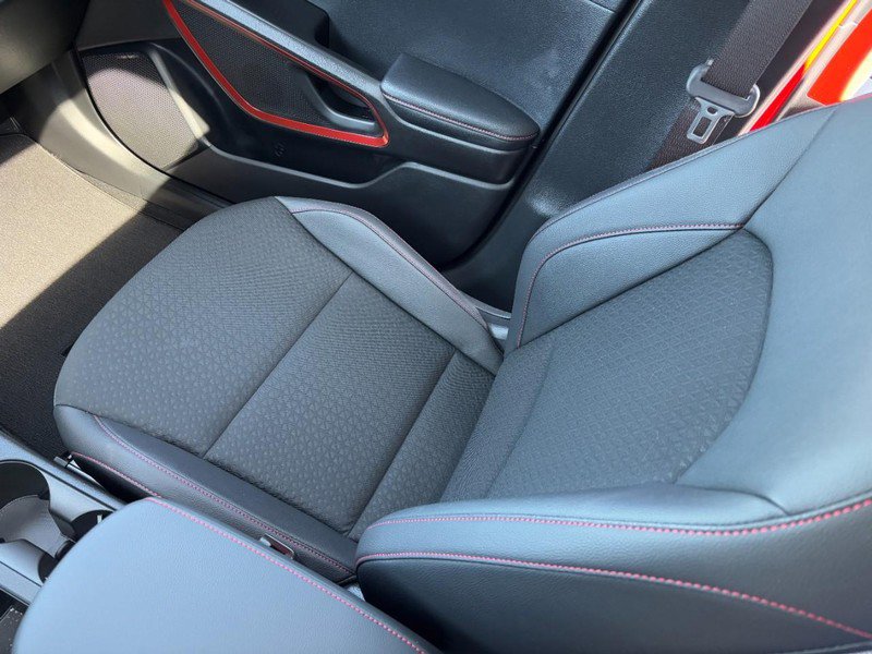 Used 2025 Kia Soul GT-Line w/ GT-Line Technology Package image 15