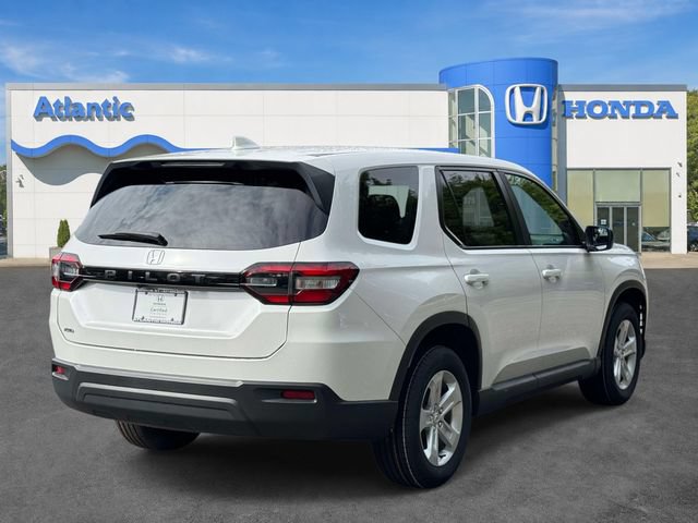Certified 2023 Honda Pilot LX image 5