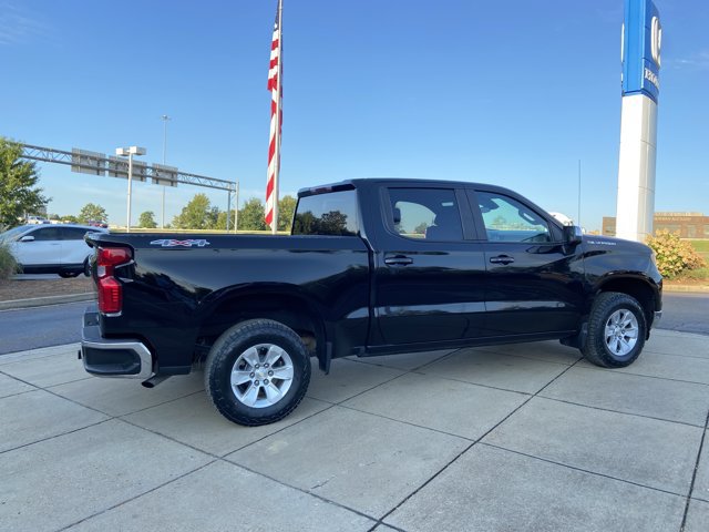 Used 2023 Chevrolet Silverado 1500 LT w/ Protection Package AWD/4WD image 14