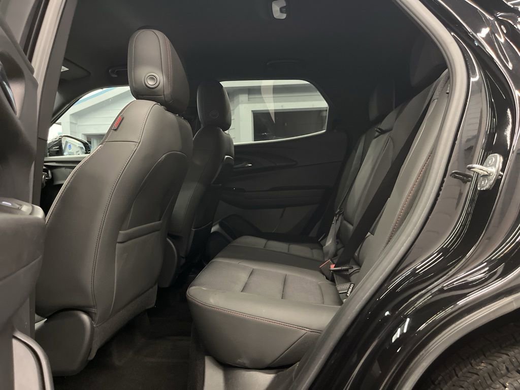 Used 2022 Chevrolet TrailBlazer RS image 34