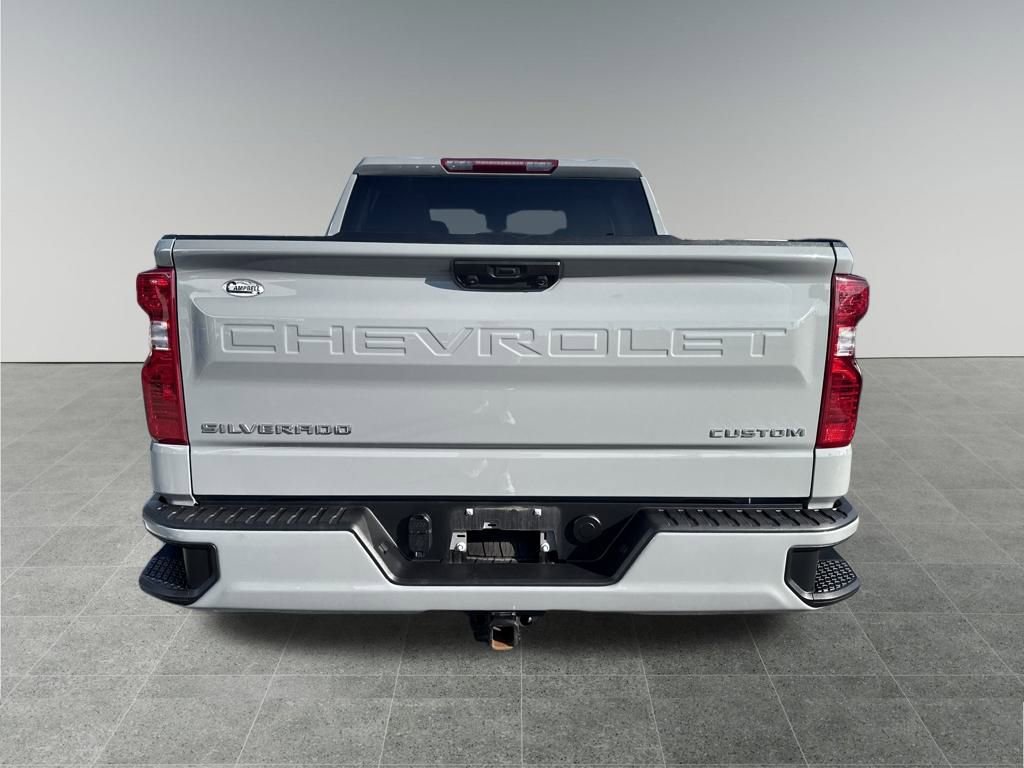 Used 2024 Chevrolet Silverado 1500 Custom image 4