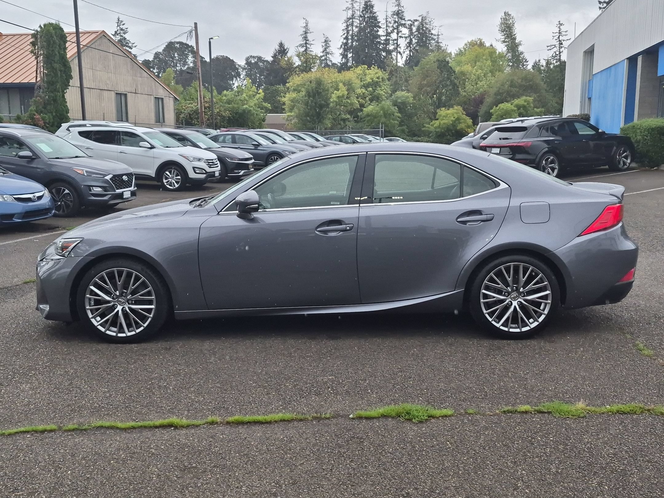 Used 2017 Lexus IS 300 AWD image 2