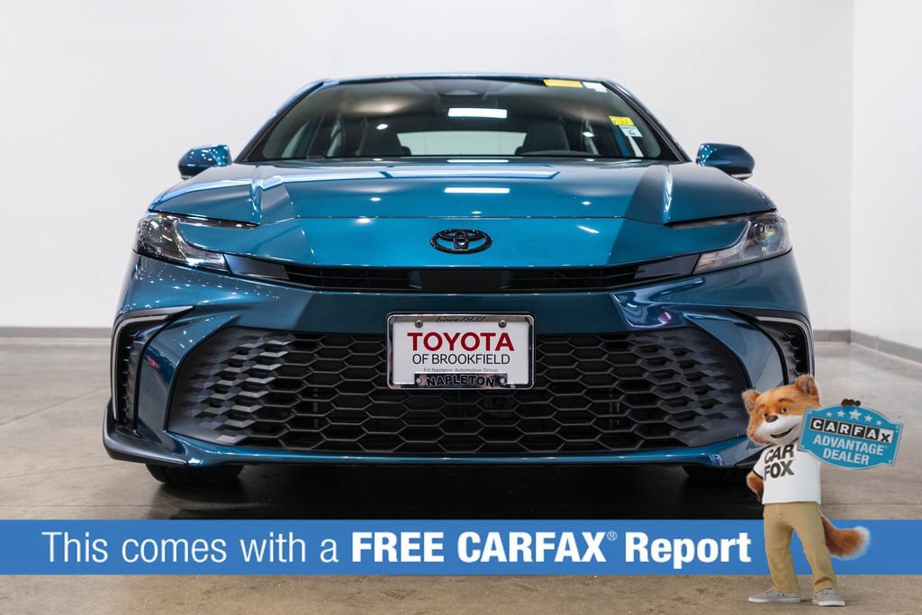 Used 2026 Toyota Camry SE w/ Convenience Package FWD image 2