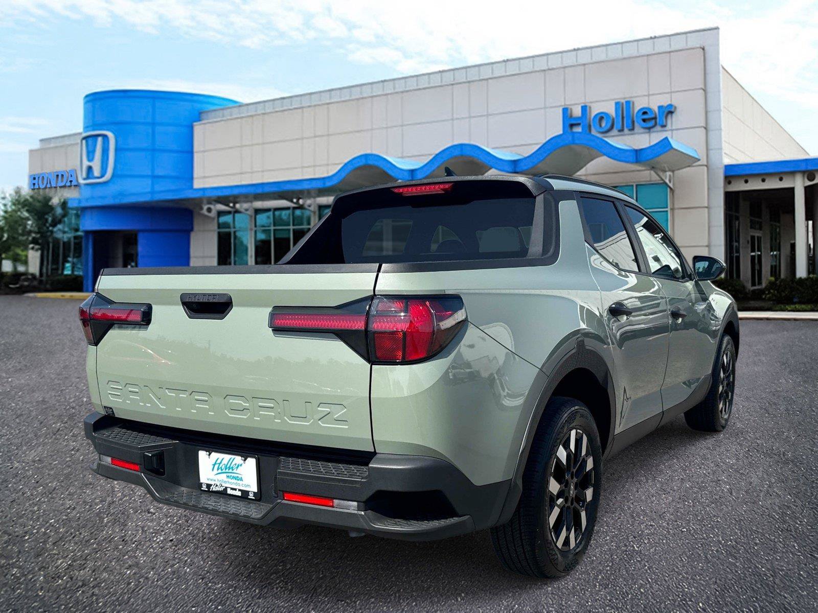 Used 2025 Hyundai Santa Cruz SEL FWD image 4