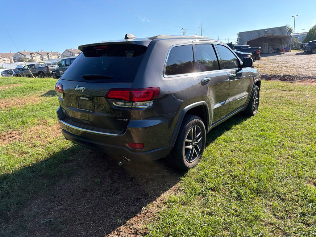 Certified 2020 Jeep Grand Cherokee Limited w/ Luxury Group II RWD image 17