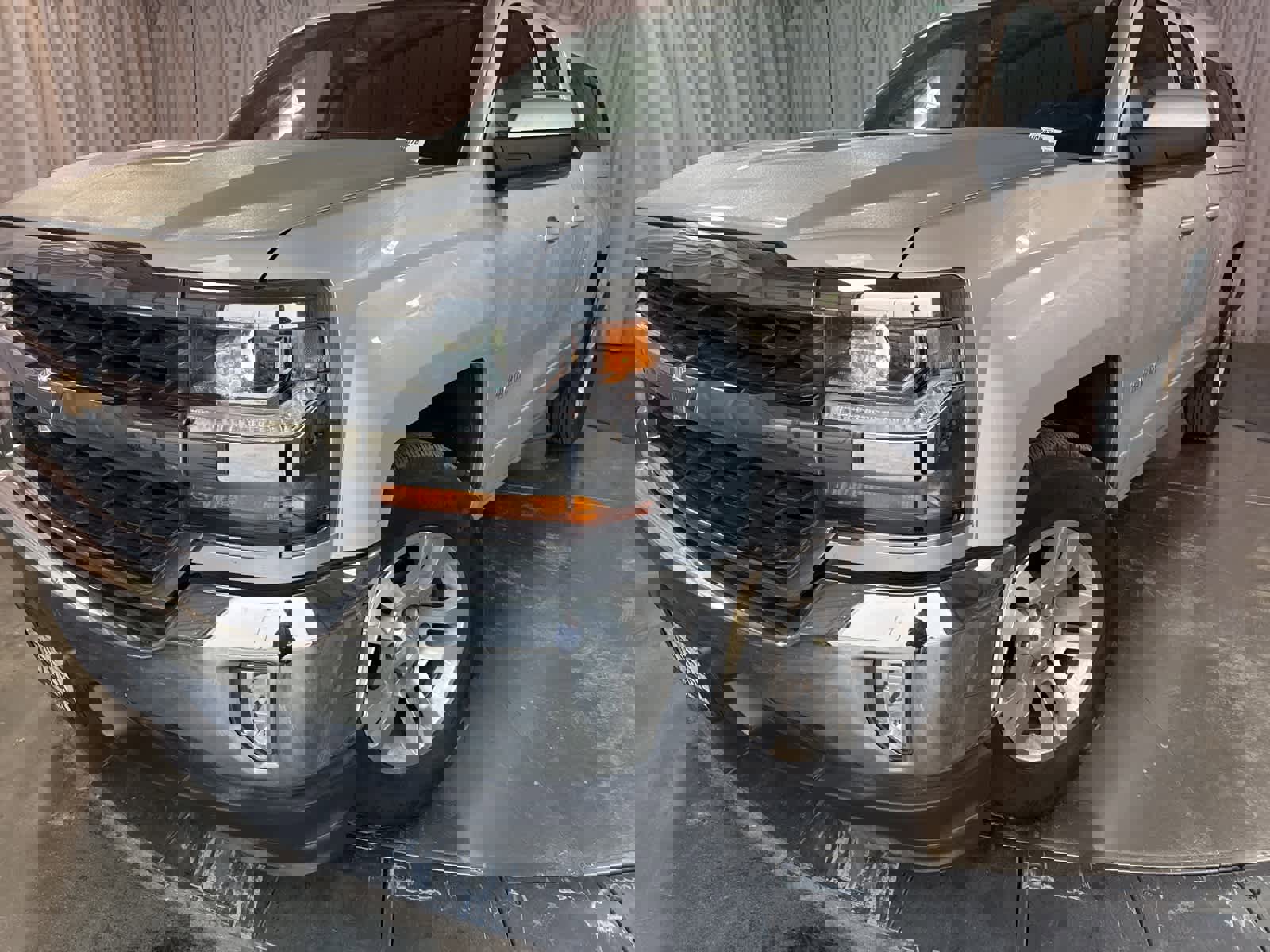 Used 2018 Chevrolet Silverado 1500 LT w/ All Star Edition image 7