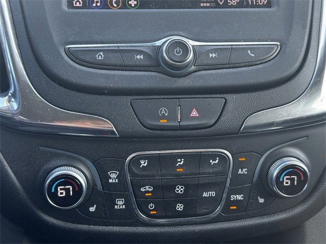 Used 2023 Chevrolet Equinox LT image 33