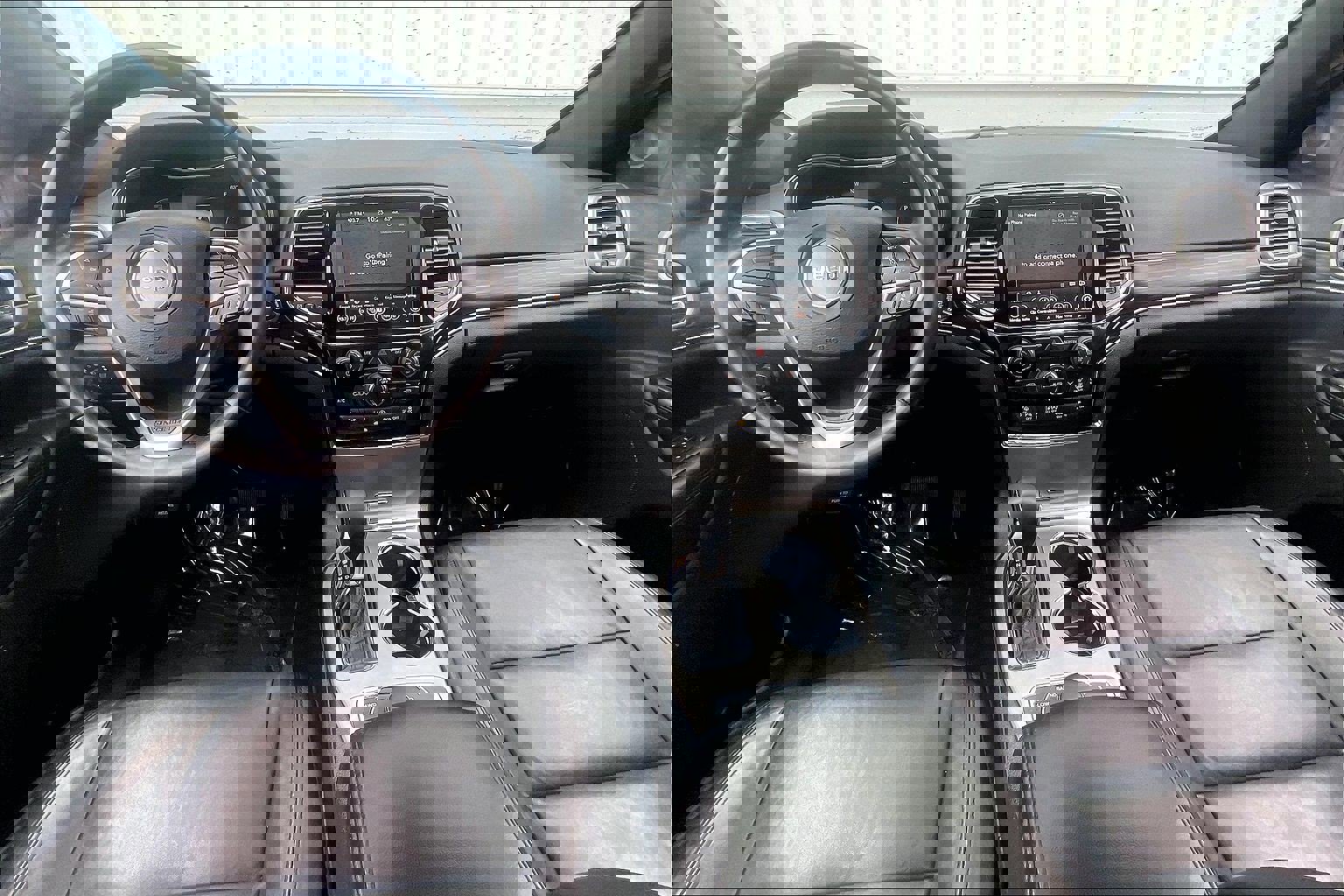 Used 2022 Jeep Grand Cherokee Limited w/ Trailer Tow Group IV image 19