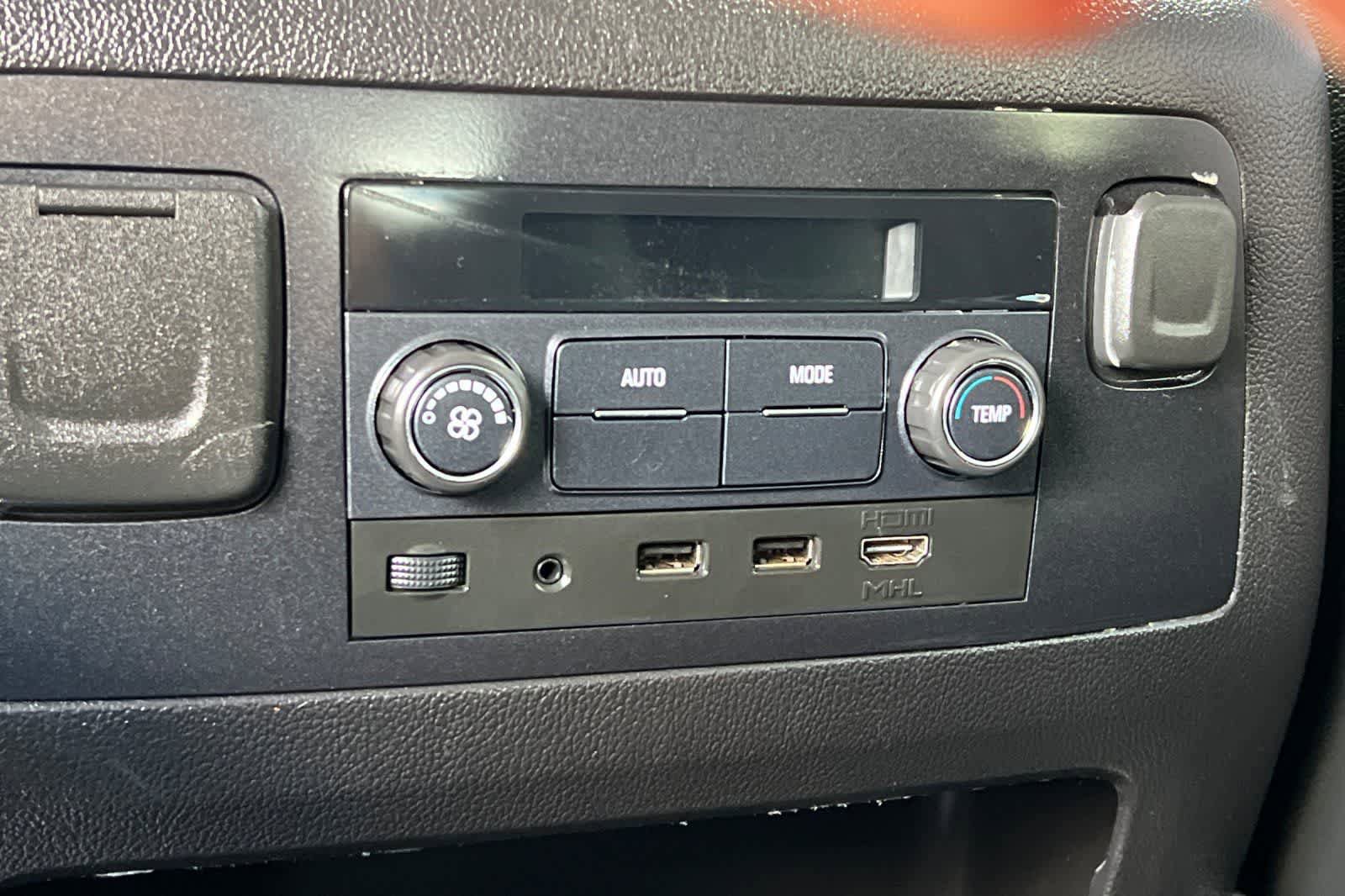 Used 2018 Chevrolet Tahoe LT RWD image 15