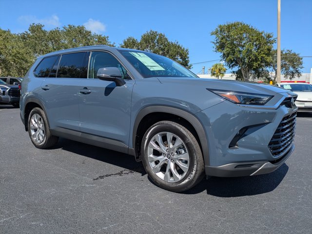 New 2026 Toyota Grand Highlander Limited image 2