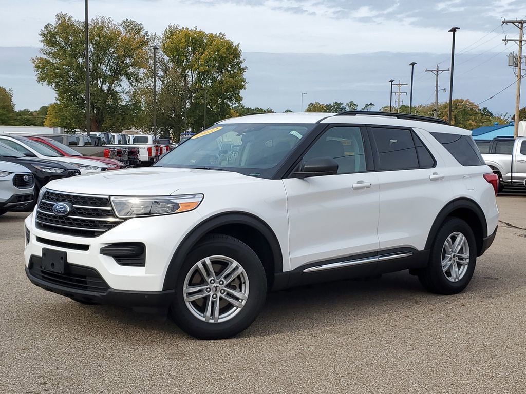 Used 2022 Ford Explorer XLT image 29