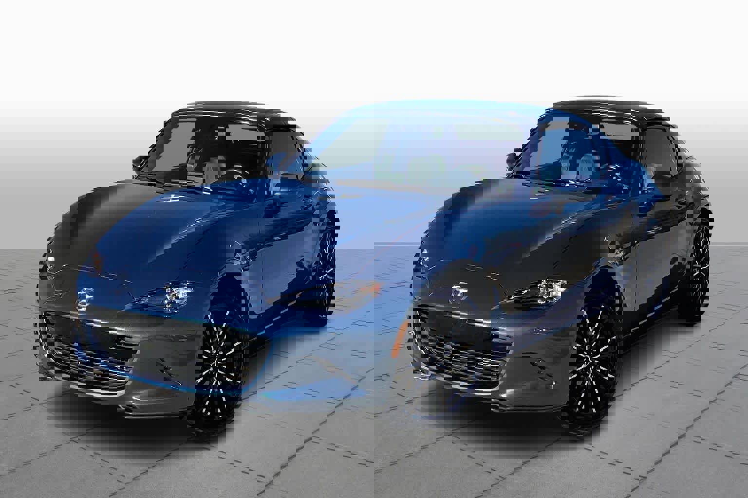 Used 2019 MAZDA MX-5 Miata RF Grand Touring image 1