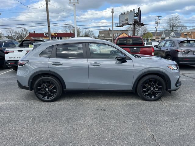 Used 2025 Honda HR-V Sport image 11