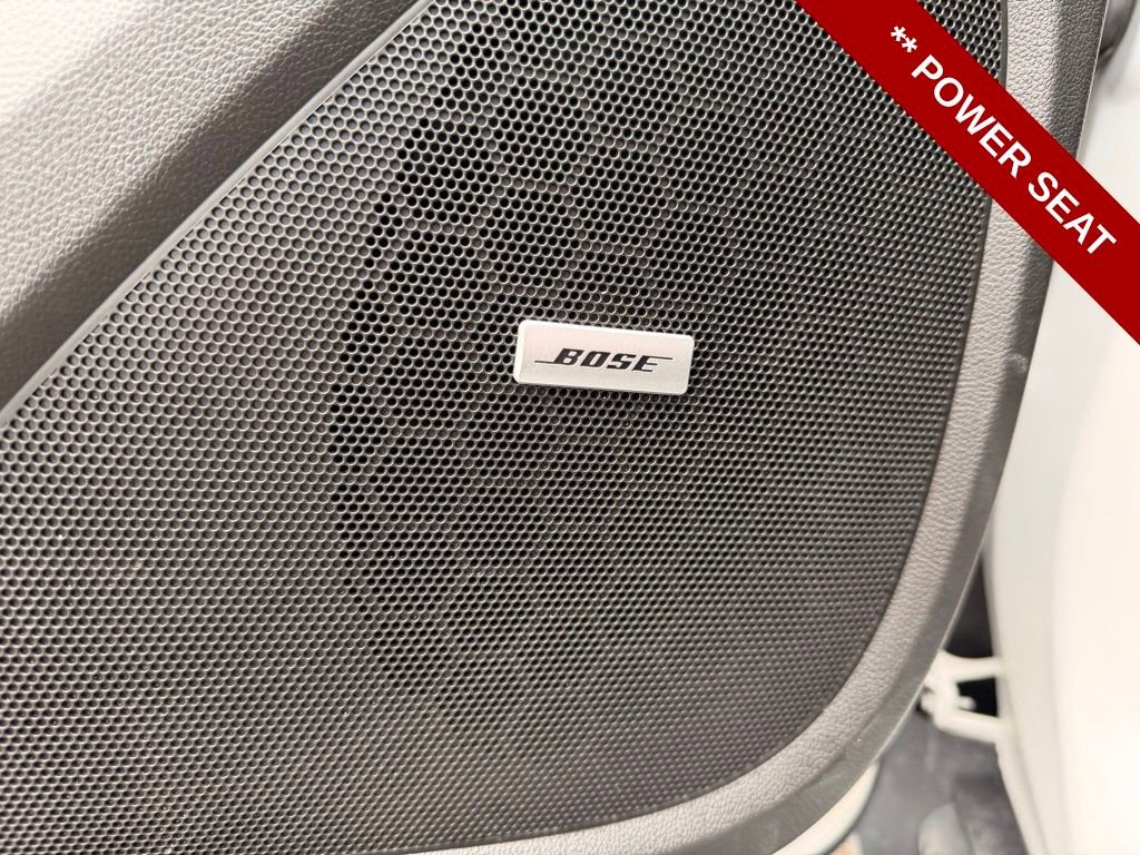 Used 2022 Chevrolet Traverse RS image 20