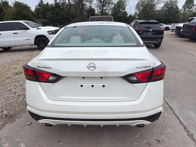 Used 2019 Nissan Altima 2.5 Platinum FWD image 4