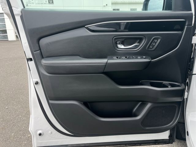 Used 2025 Honda Pilot EX-L image 22