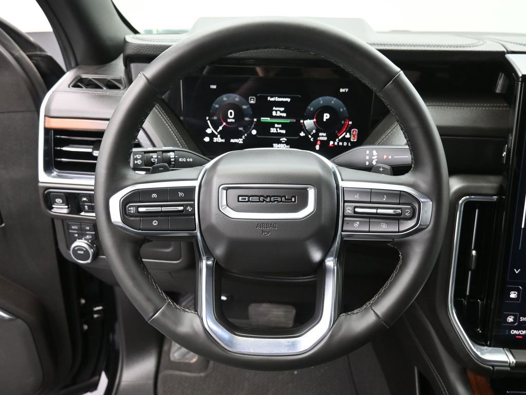 Used 2025 GMC Yukon Denali image 29