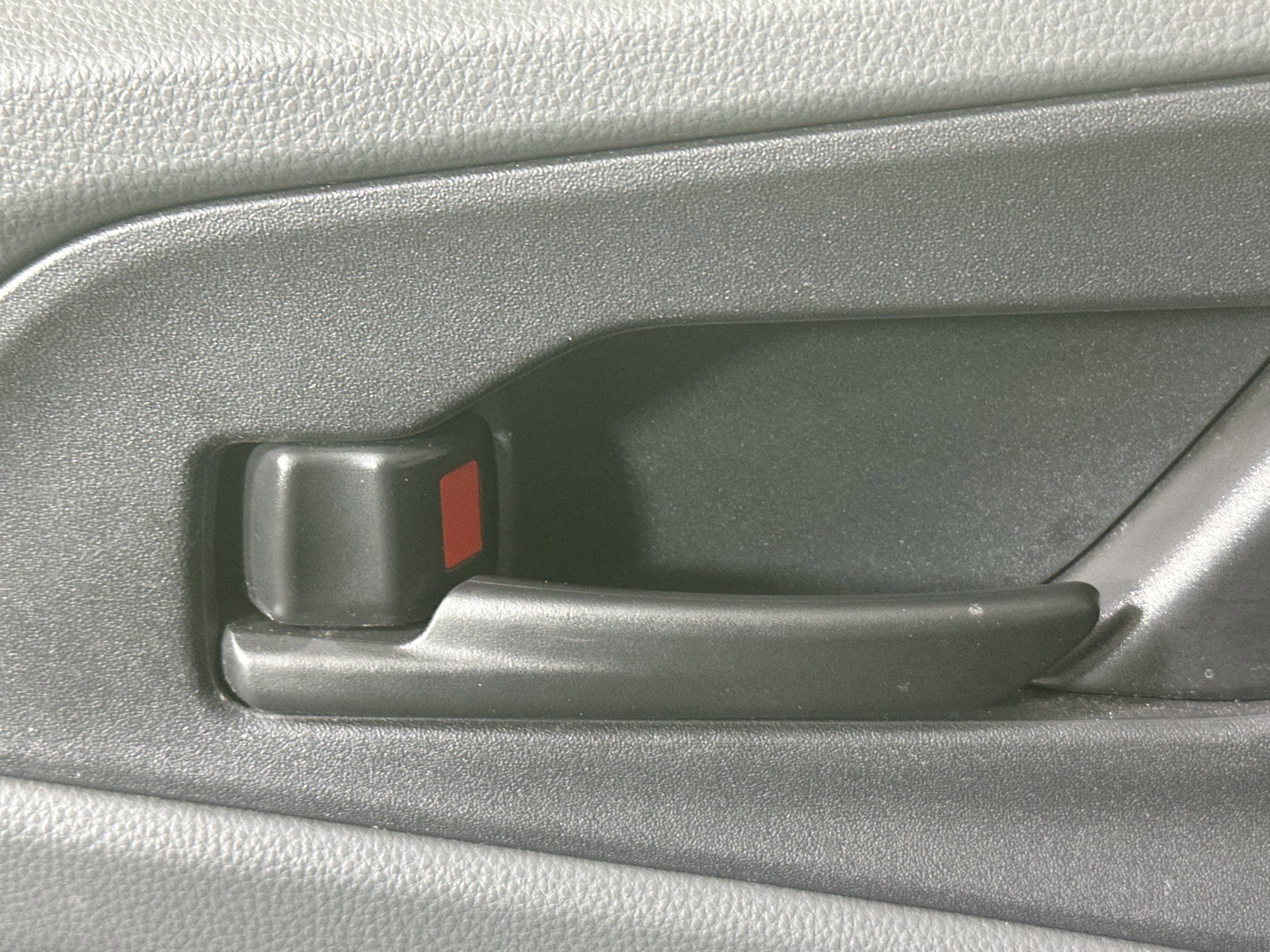 Used 2024 Toyota Prius LE image 14