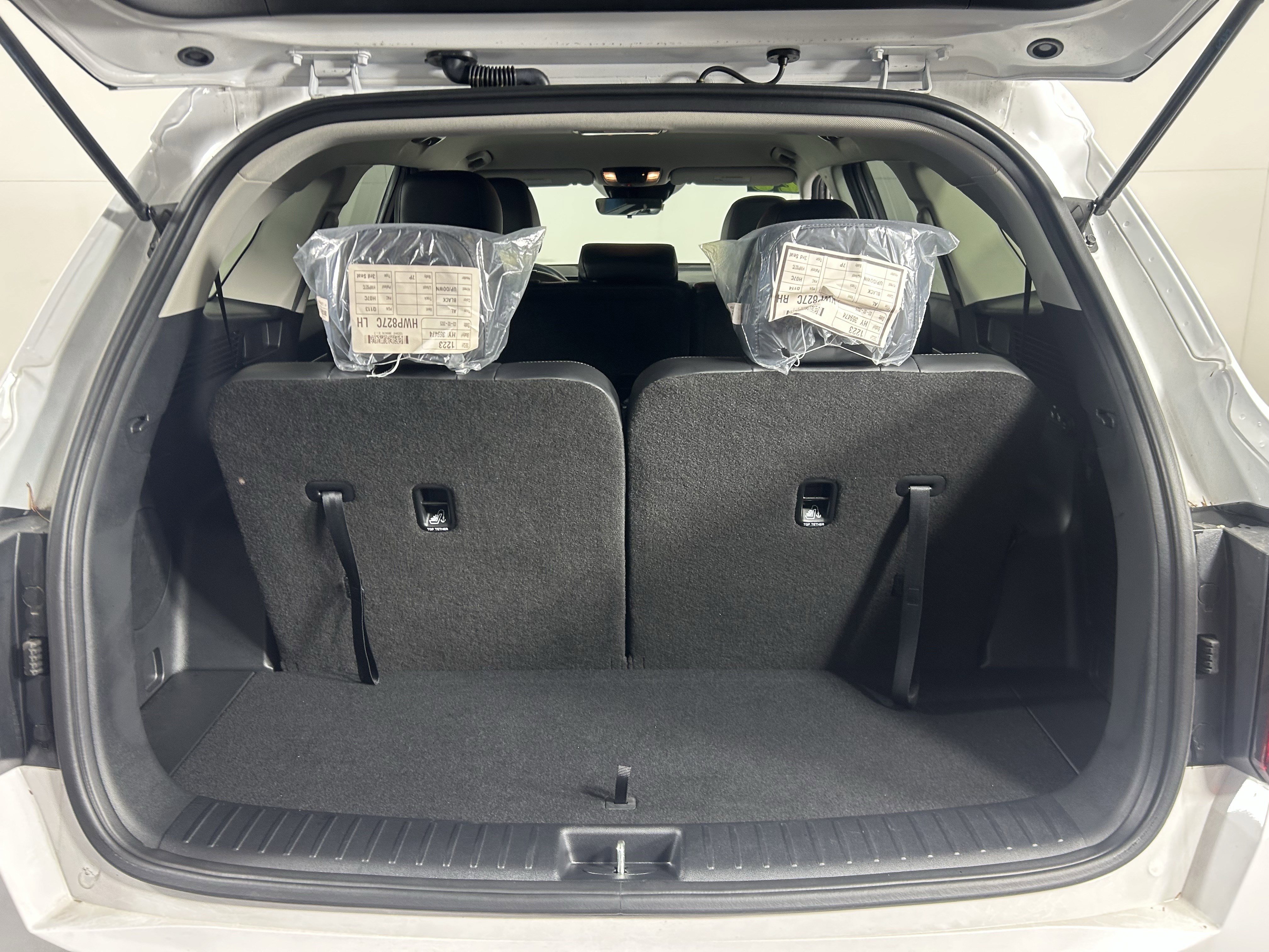 Used 2025 Kia Sorento S image 19