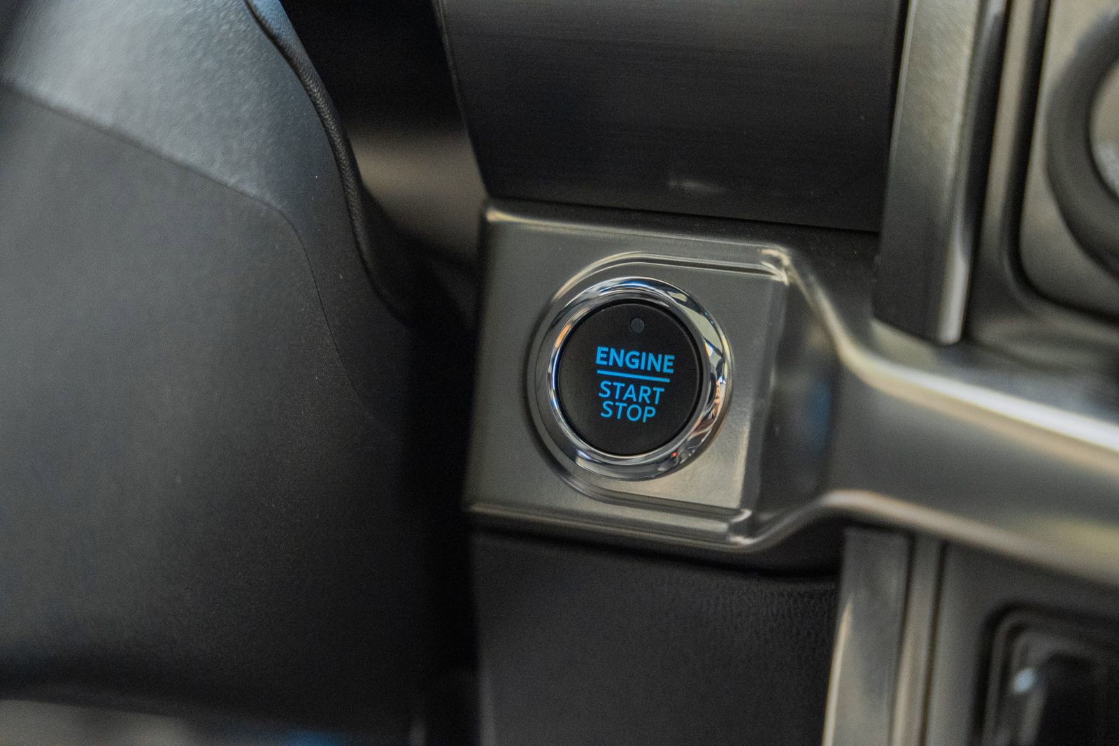 Certified 2023 Ford F150 Lariat w/ Equipment Group 502A High image 33