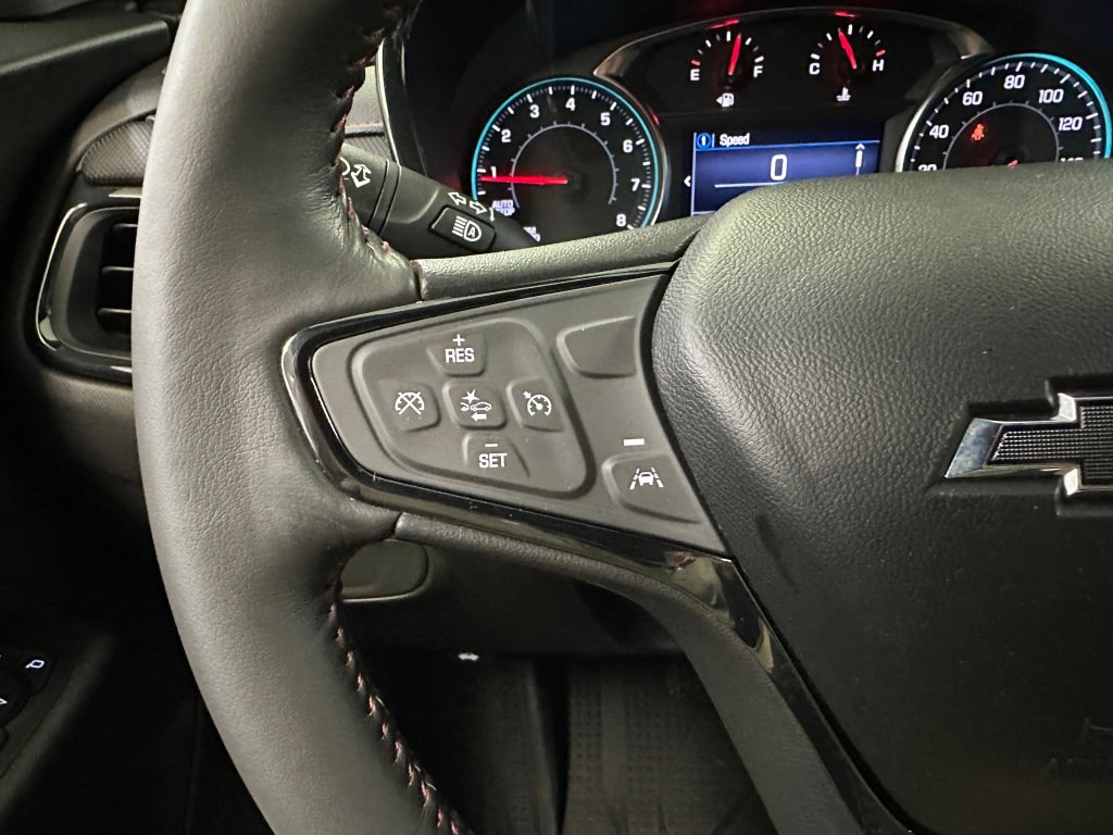 Certified 2022 Chevrolet Equinox RS w/ LPO, Floor Liner Package image 8