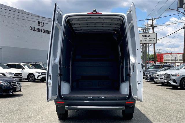 New 2026 Mercedes-Benz Sprinter 2500 image 3