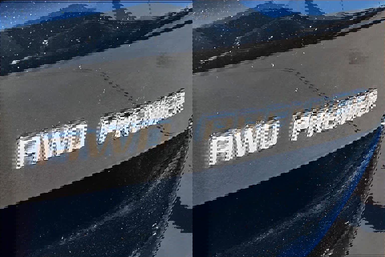 Used 2023 Chevrolet Equinox Premier image 9