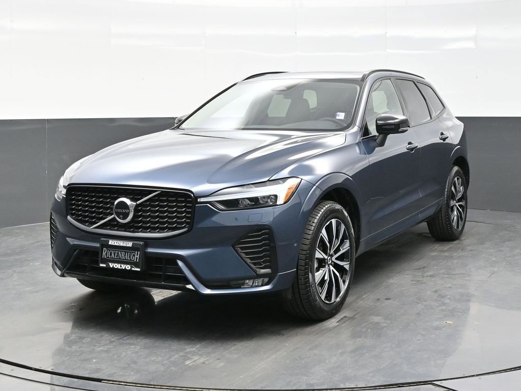 Used 2025 Volvo XC60 B5 Plus AWD/4WD image 2