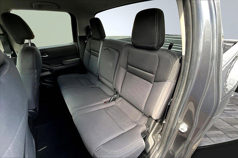 Used 2022 Nissan Frontier SV w/ Technology Package image 22