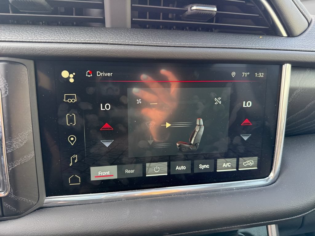 Used 2024 GMC Yukon Denali AWD/4WD image 28