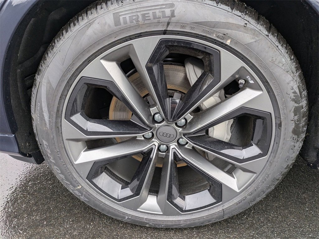 New 2026 Audi Q7 3.0T Premium Plus image 9