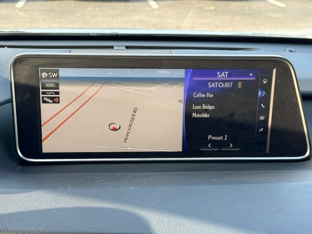Used 2019 Lexus RX 350 AWD w/ Navigation Package image 19