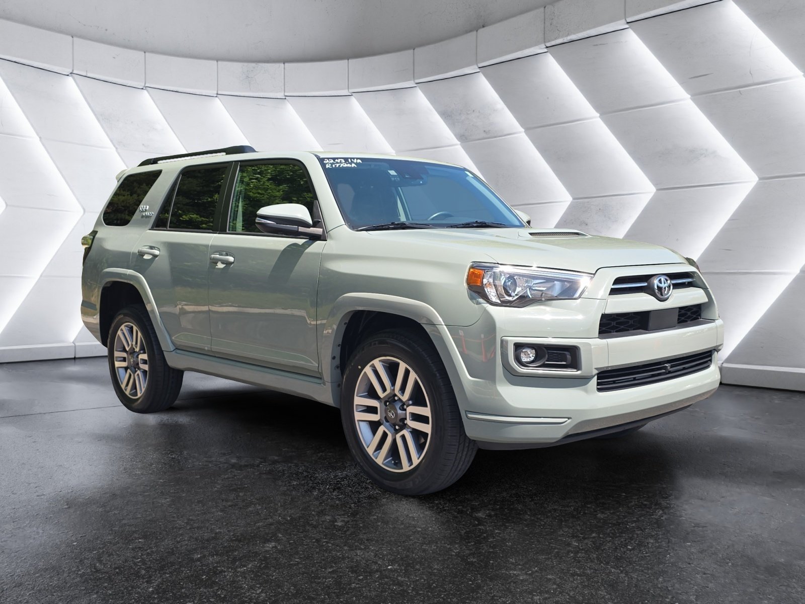 Used 2022 Toyota 4Runner TRD Sport w/ Technology Package AWD/4WD image 7