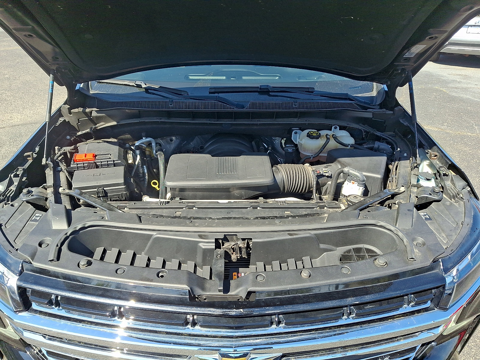 Certified 2022 Chevrolet Tahoe LT w/ LT Signature Package AWD/4WD image 28