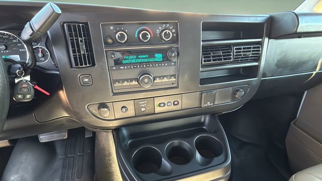 Used 2023 GMC Savana 2500 w/ Driver Convenience Package RWD image 22