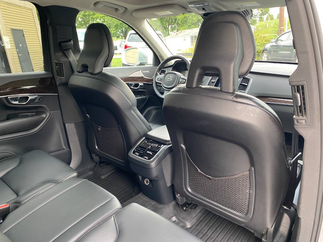 Used 2019 Volvo XC90 T5 Momentum w/ Protection Package Premier AWD/4WD image 29