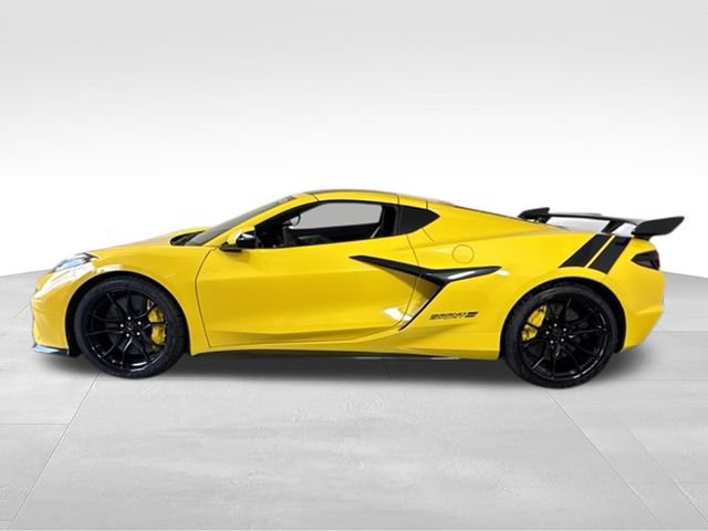 New 2027 Chevrolet Corvette Grand Sport w/ Z52 Sport Performance Package RWD image 7